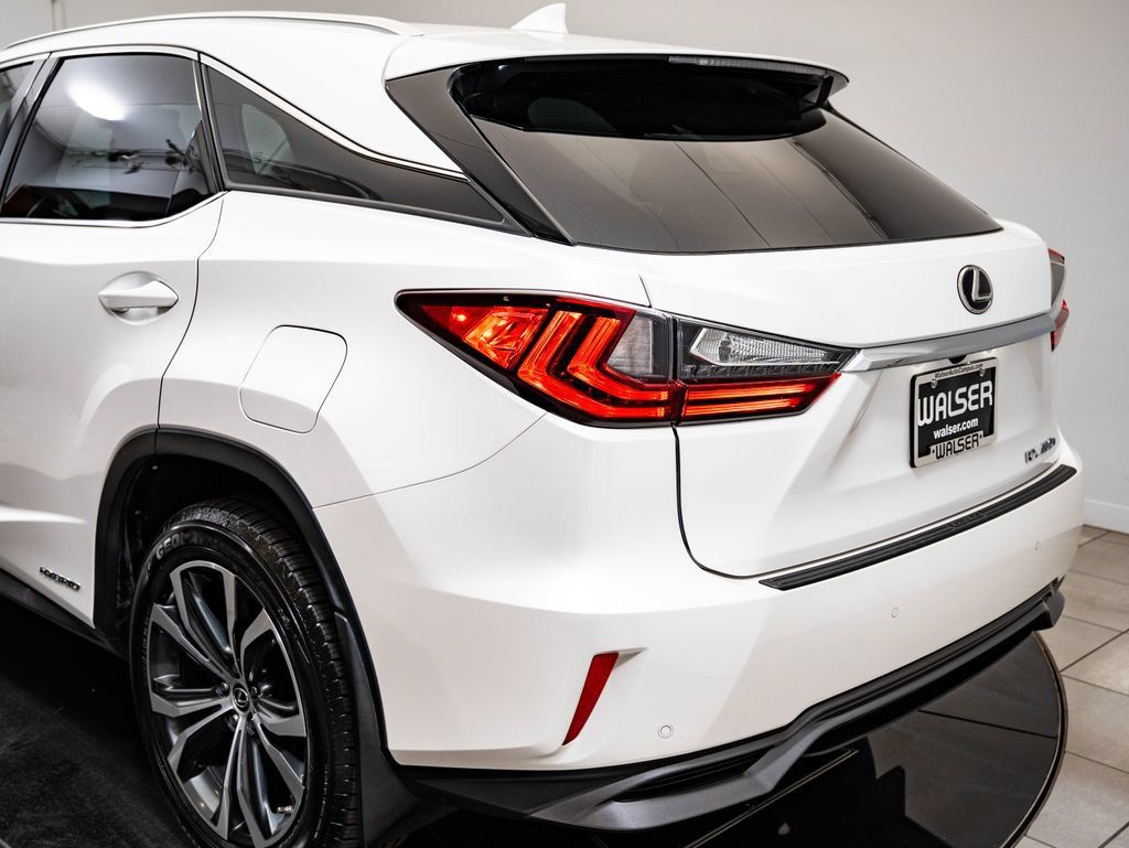 Used 2019 Lexus RX 450h AWD w/ Navigation Package image 19