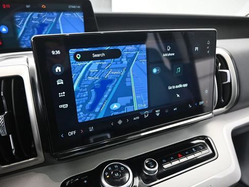 Certified 2025 Ford Expedition Active AWD/4WD image 15