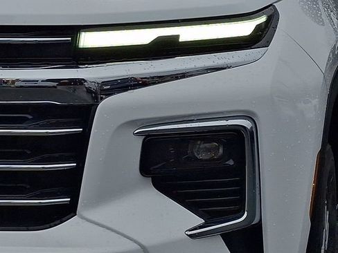 Certified 2026 Chevrolet Traverse LT image 9