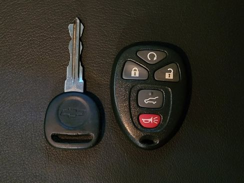 Used 2017 Chevrolet Traverse LT image 32