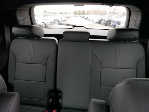 New 2026 GMC Acadia AT4 w/ Luxury Package AWD/4WD image 19
