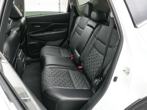 Used 2024 Nissan Murano Platinum w/ Cargo Package image 19