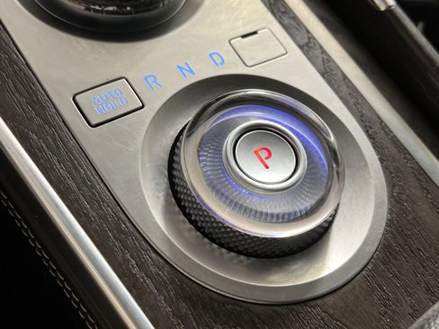 Used 2024 Genesis GV80 2.5T image 20