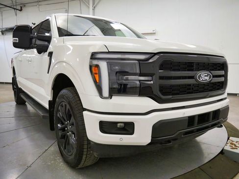 Used 2025 Ford F150 Lariat AWD/4WD image 43