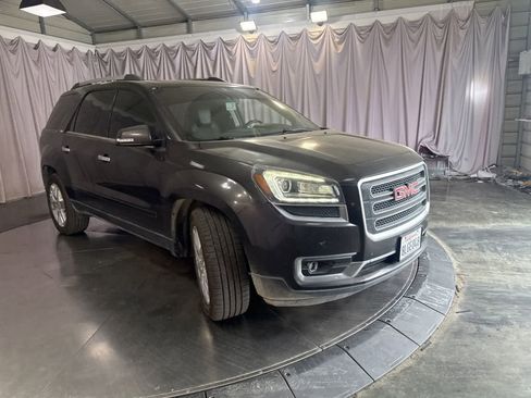 Used 2017 GMC Acadia Limited SLT image 3