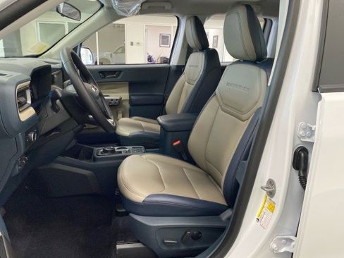 New 2025 Ford Maverick Lariat w/ 4K Tow Package image 22