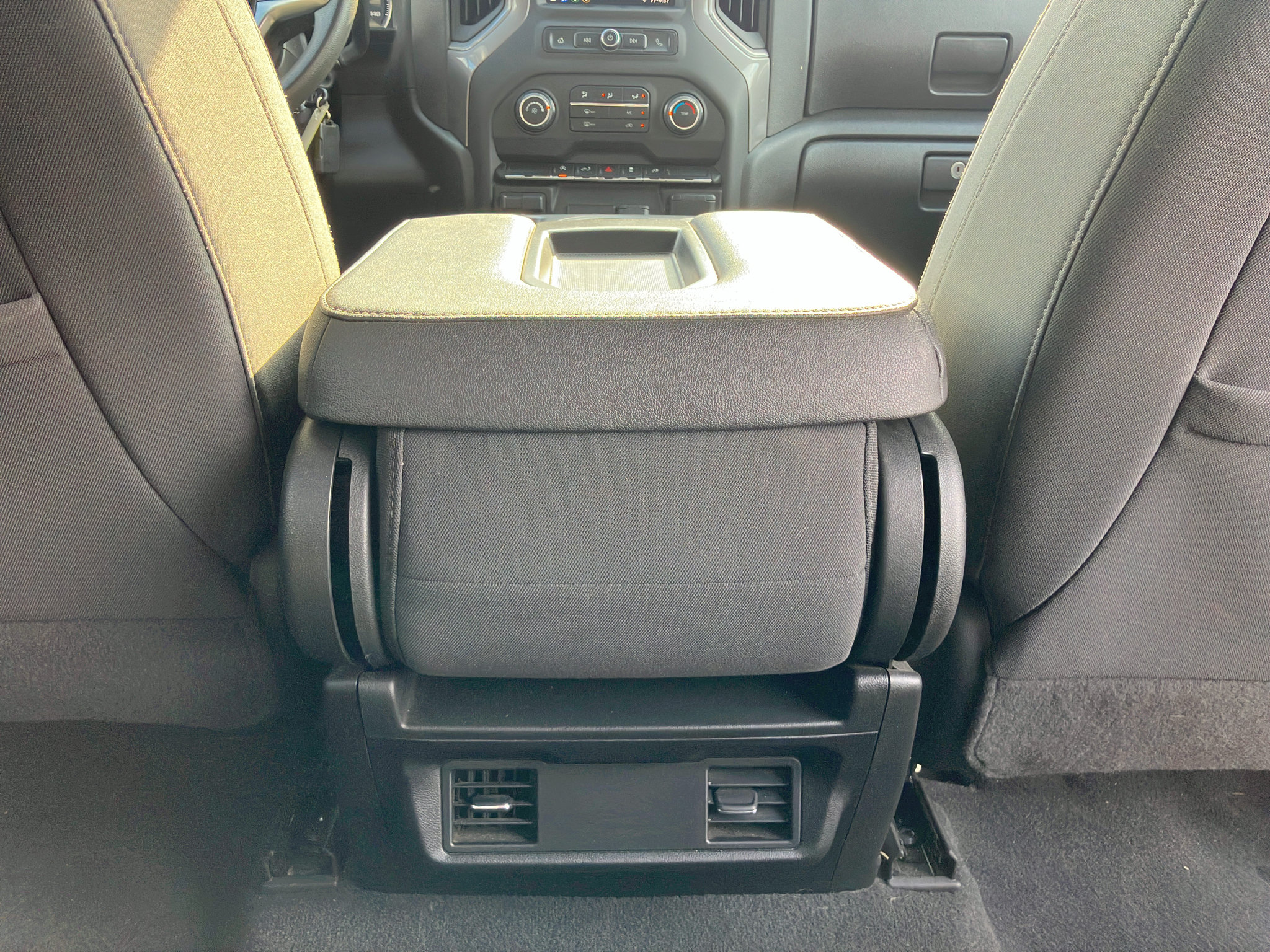 Used 2022 Chevrolet Silverado 1500 Custom w/ LPO, Dark Essentials Package AWD/4WD image 30