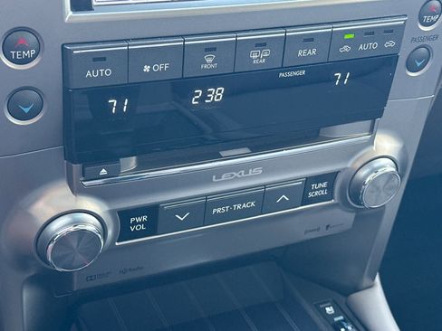 Used 2020 Lexus GX 460 Premium w/ Premium Package image 22