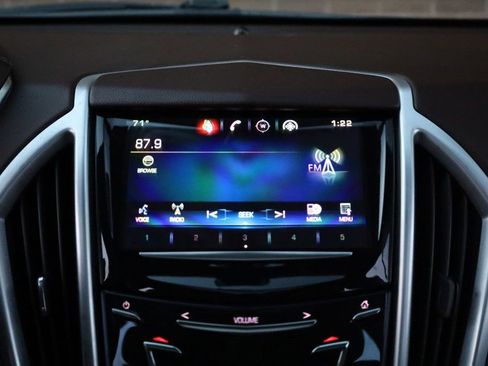 Used 2015 Cadillac SRX Luxury image 39