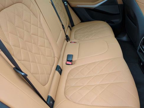 Certified 2024 BMW X5 xDrive50e w/ Premium Package image 20