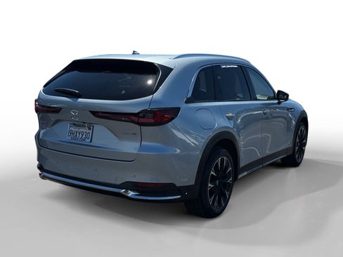Certified 2024 MAZDA CX-90 Plug-In Hybrid w/ Premium Plus AWD/4WD image 5