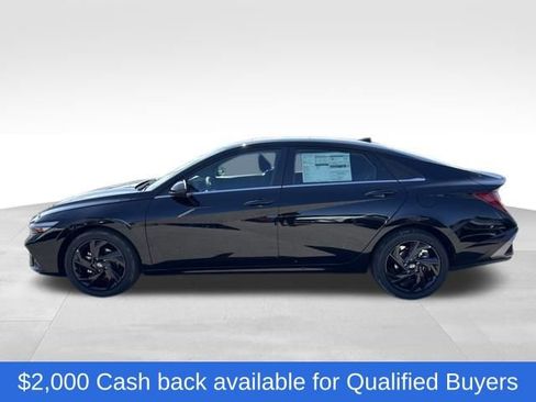 New 2026 Hyundai Elantra SEL Sport Premium FWD image 2
