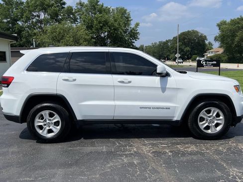 Used 2016 Jeep Grand Cherokee Laredo image 6