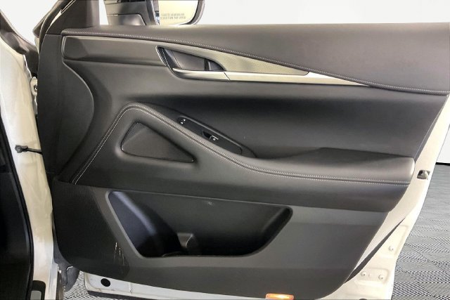 Used 2023 INFINITI QX60 Luxe w/ Cargo Package AWD/4WD image 24