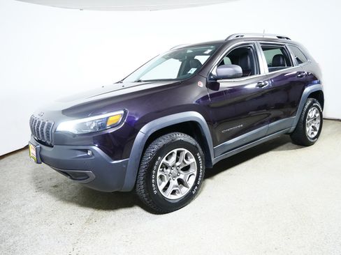 Used 2021 Jeep Cherokee Trailhawk w/ Technology Group AWD/4WD image 3