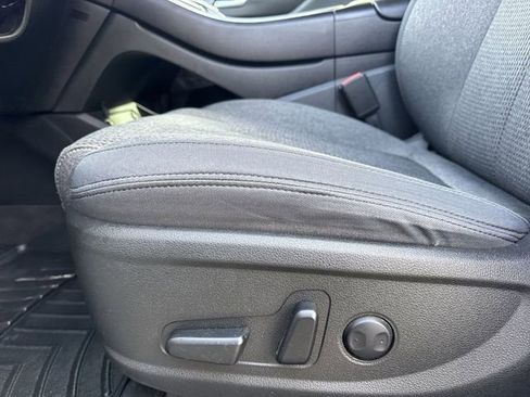 Used 2022 Hyundai Santa Fe SEL FWD image 12