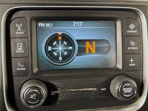 Used 2015 RAM 1500 Express image 27