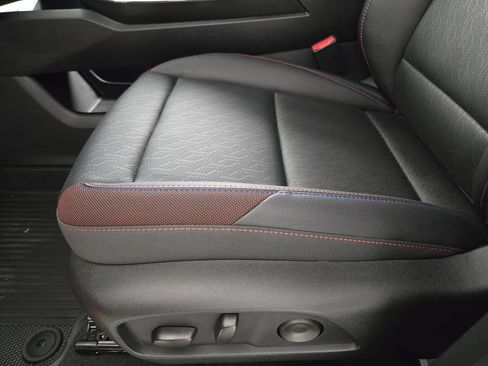 New 2026 Chevrolet Equinox RS w/ Convenience Package III FWD image 26