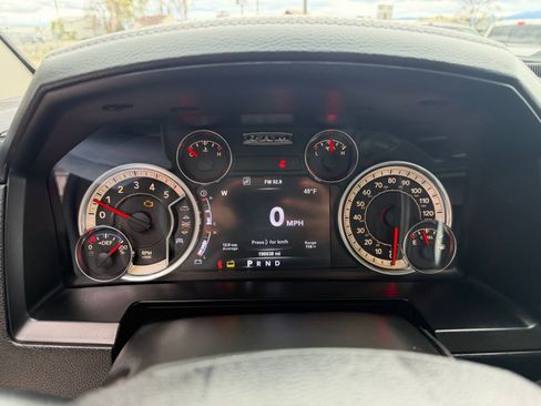Used 2017 RAM 3500 Laramie w/ Cold Weather Group AWD/4WD image 17