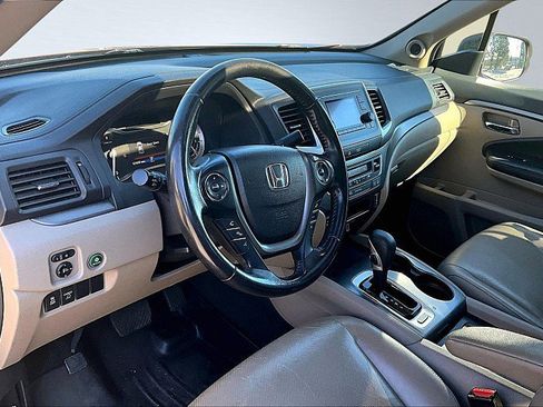 Used 2019 Honda Ridgeline RTL image 15
