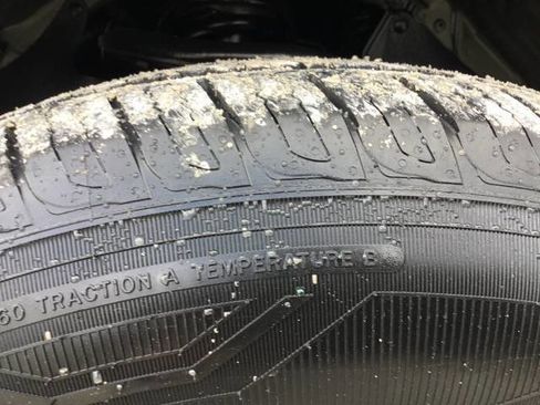 Used 2022 Toyota Tacoma SR image 10