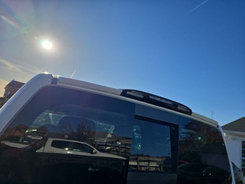 Used 2017 Nissan Titan S image 39