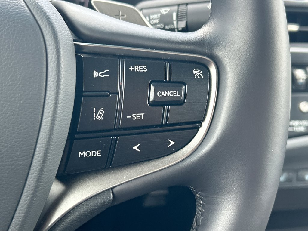 Used 2025 Lexus ES 350 w/ Premium Package FWD image 14