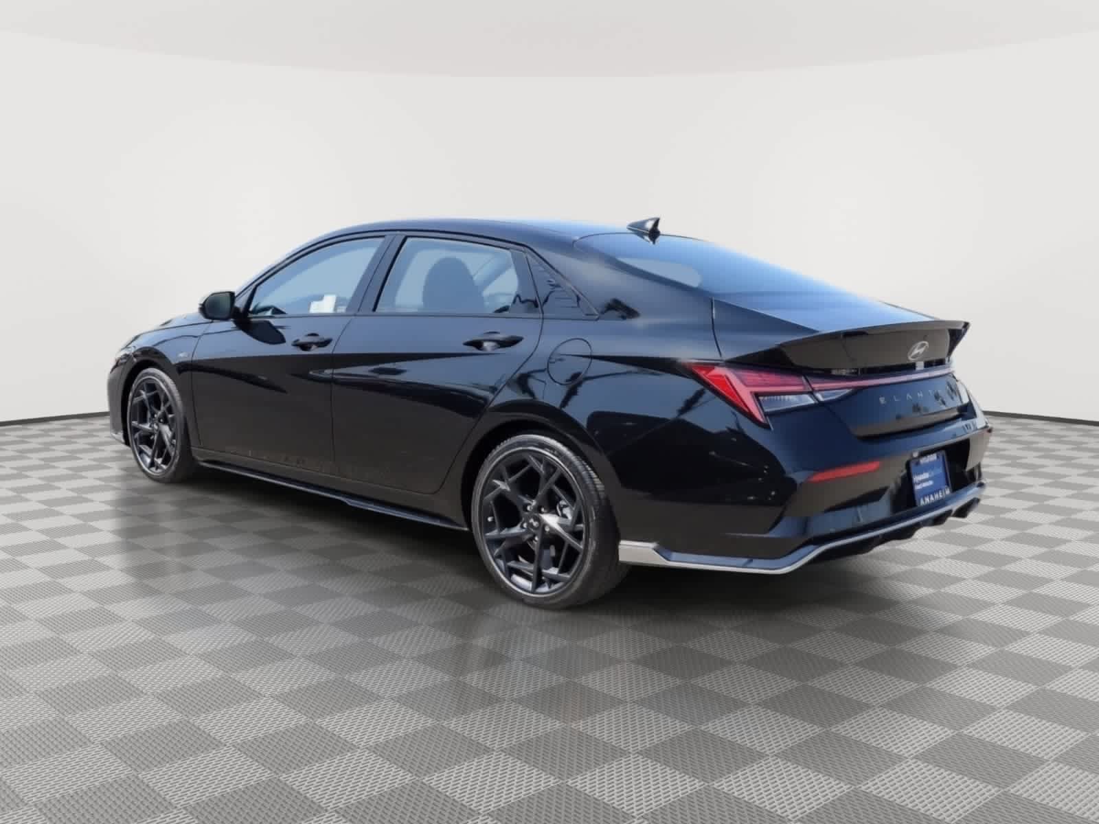 Used 2025 Hyundai Elantra N Line FWD image 9