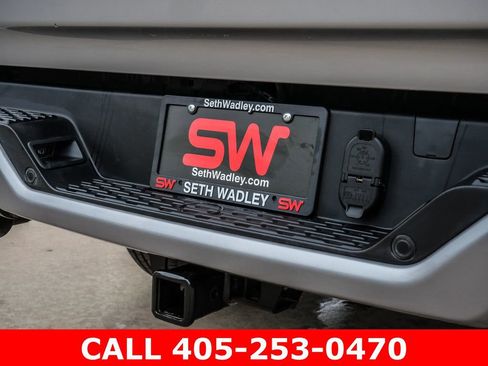 Used 2025 RAM 1500 Big Horn AWD/4WD image 11