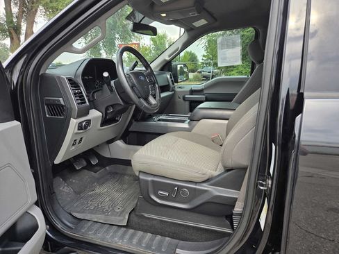 Used 2018 Ford F150 XLT w/ Equipment Group 302A Luxury AWD/4WD image 9