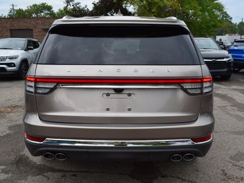 Used 2020 Lincoln Aviator Reserve w/ Equipment Group 202A AWD/4WD image 7