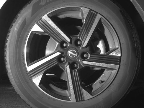 Used 2025 Nissan Sentra SV FWD image 13