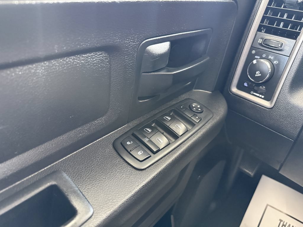Used 2014 RAM 1500 Express AWD/4WD image 19