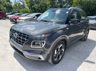 Used 2023 Hyundai Venue Limited FWD video 1