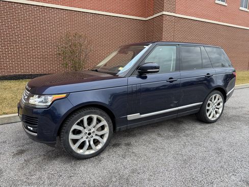 Used 2016 Land Rover Range Rover Supercharged image 3