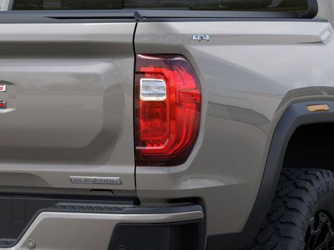 New 2026 GMC Canyon Elevation w/ Convenience Package image 35