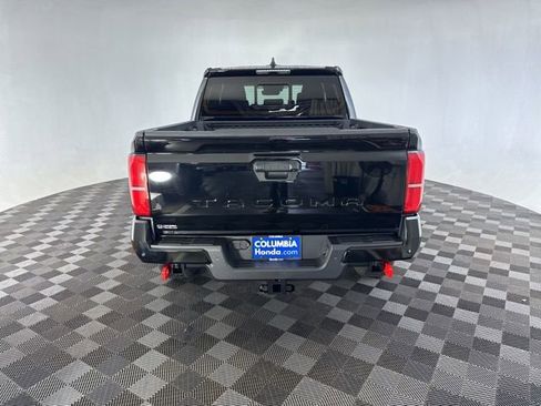 Used 2024 Toyota Tacoma TRD Off-Road w/ TRD Off Road Upgrade Package AWD/4WD image 7