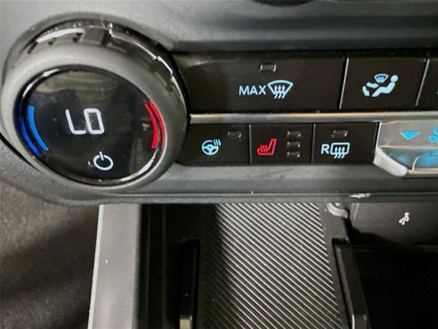 Used 2025 Ford Bronco Outer Banks AWD/4WD image 14