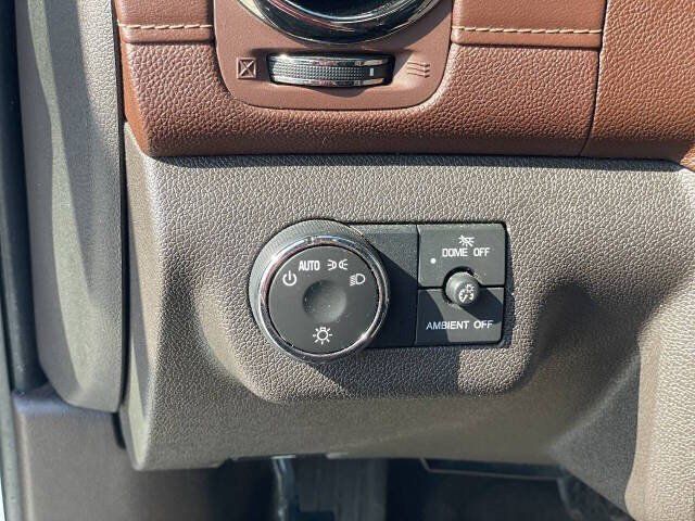 Used 2013 Buick Enclave Premium AWD/4WD image 16