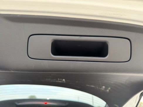 Certified 2025 Honda HR-V Sport image 21