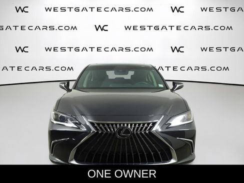Used 2022 Lexus ES 350 w/ Accessory Package 2 FWD image 2