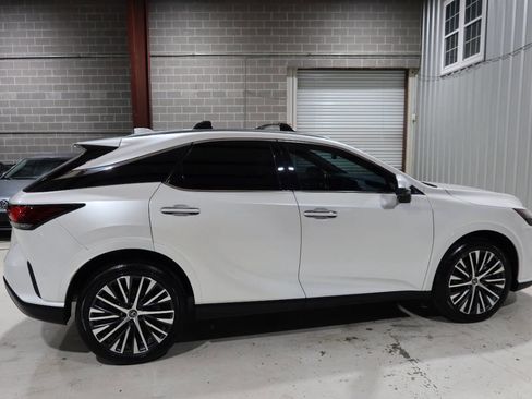 Used 2024 Lexus RX 350 Premium w/ Accessory Package (Z1) FWD image 6