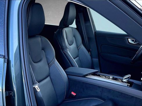 New 2026 Volvo XC60 B5 Ultra w/ Protection Package Premier AWD/4WD image 10