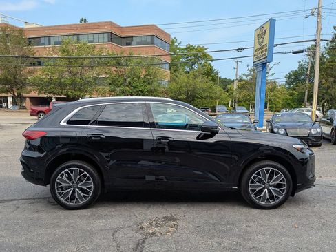 Used 2025 Audi Q5 Premium Plus AWD/4WD image 6