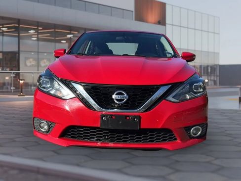 Used 2016 Nissan Sentra SR image 2