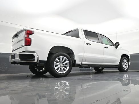 Used 2023 Chevrolet Silverado 1500 Custom RWD image 28