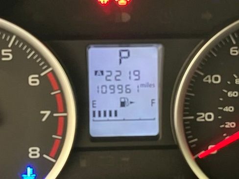 Used 2014 Subaru Forester 2.5i Premium w/ All-Weather Package image 27