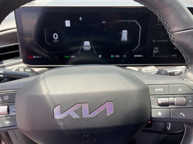 Used 2024 Kia EV9 Land AWD/4WD image 41