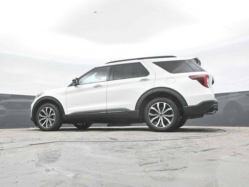 Used 2020 Ford Explorer ST w/ Premium Technology Package AWD/4WD image 24