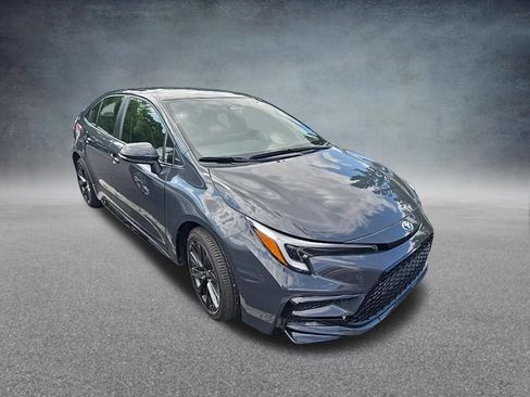Used 2025 Toyota Corolla SE FWD image 8